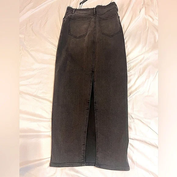 Raw hem waist - high Waisted Black Denim Maxi Skirt with Back Slit - Size 2 NWT​ - Picture 10 of 15